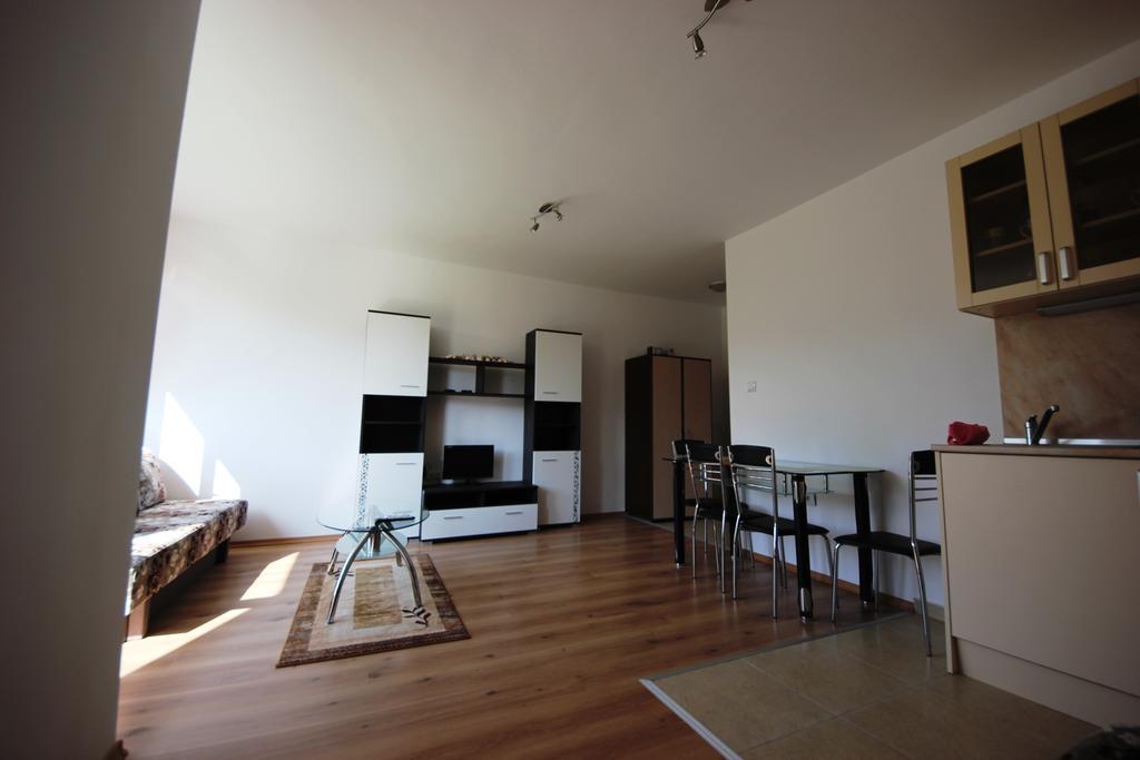 Menada Butterfly Apartment Sveti Vlas Room photo